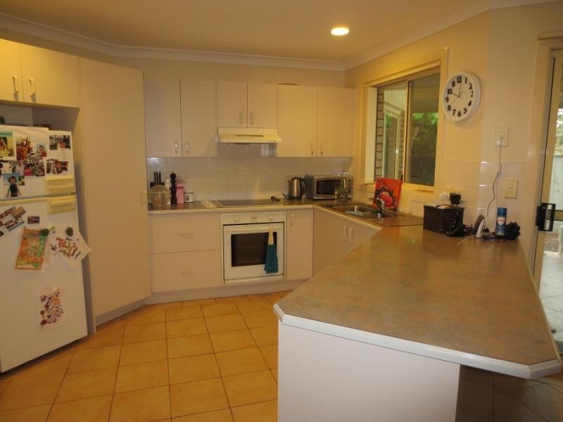 26 Treelands Dr, Yamba NSW 2464