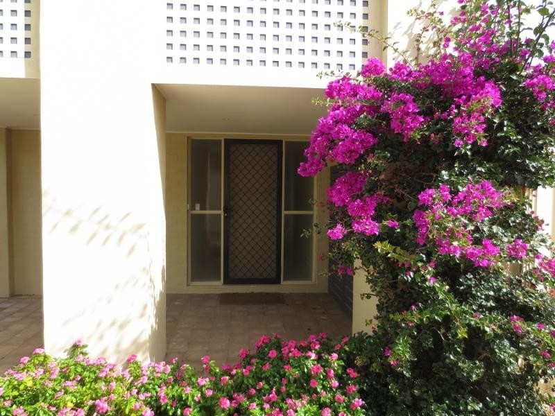 268 Yamba Rd, Yamba NSW 2464