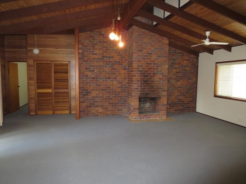 268 Yamba Rd, Yamba NSW 2464