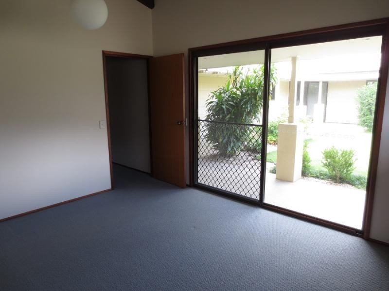 268 Yamba Rd, Yamba NSW 2464