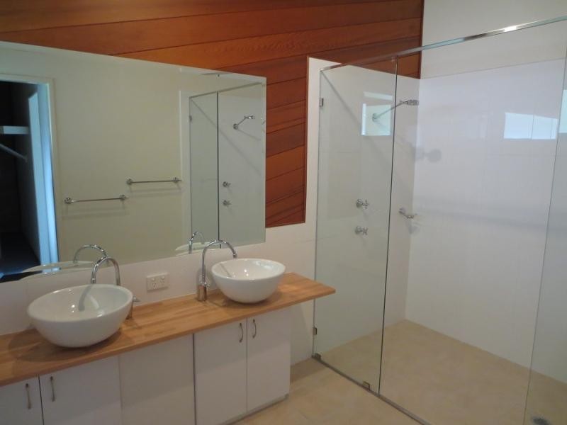 268 Yamba Rd, Yamba NSW 2464