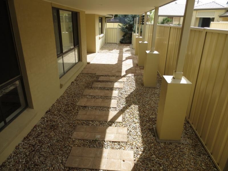 268 Yamba Rd, Yamba NSW 2464