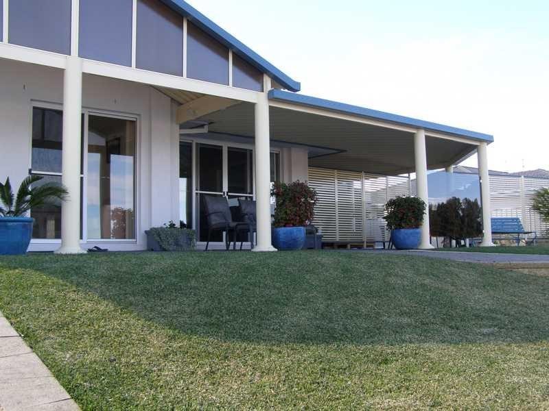 9 Nabilla Ct, Yamba NSW 2464