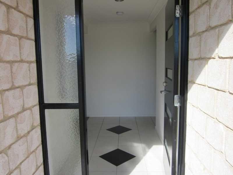 1 Harold Tory Dr, Yamba NSW 2464