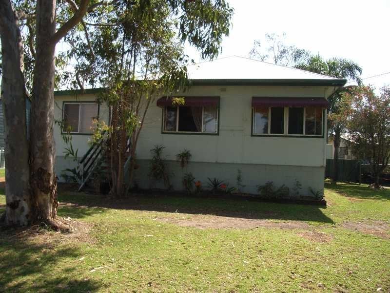 137 Yamba Rd, Yamba NSW 2464