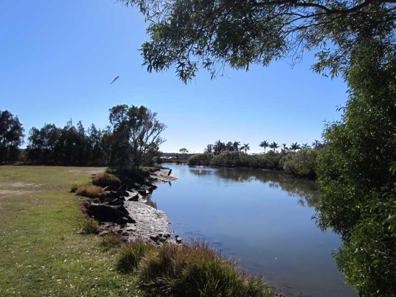 80 Melaleuca Dr, Yamba NSW 2464