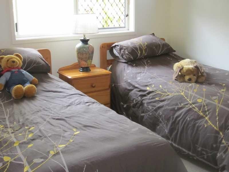 10 Osprey Dr, Yamba NSW 2464