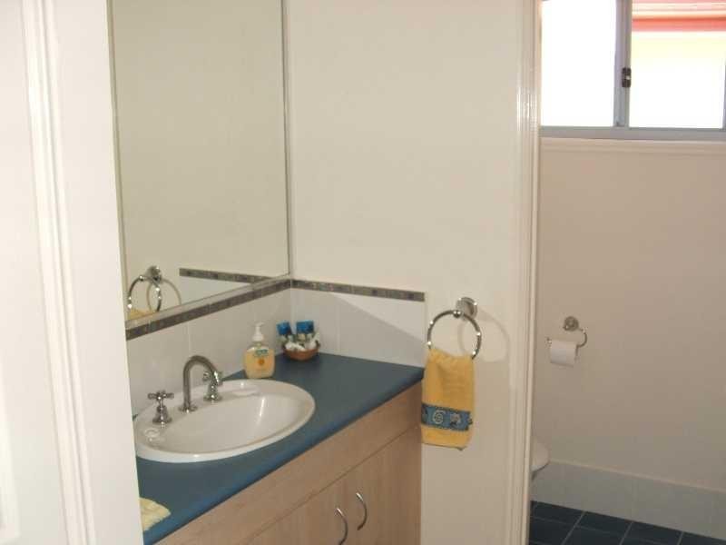 5 Newport Island Cct, Yamba NSW 2464