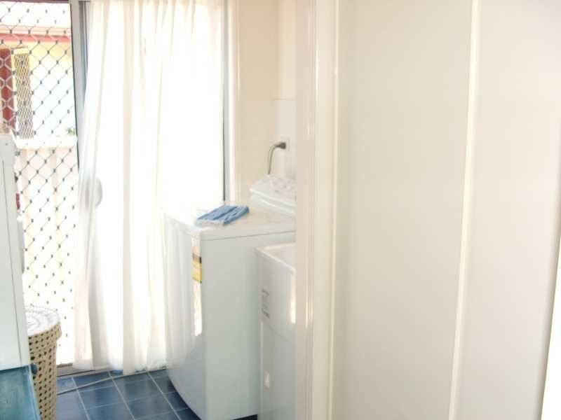 5 Newport Island Cct, Yamba NSW 2464