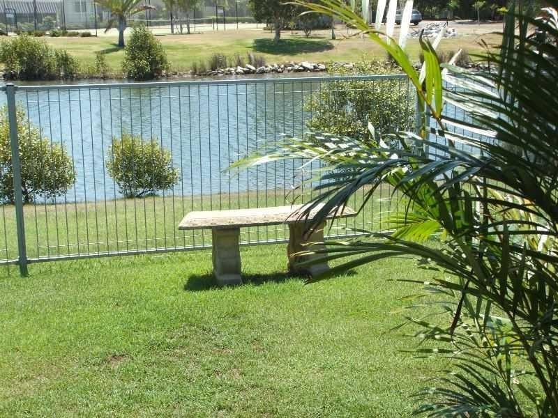 5 Newport Island Cct, Yamba NSW 2464