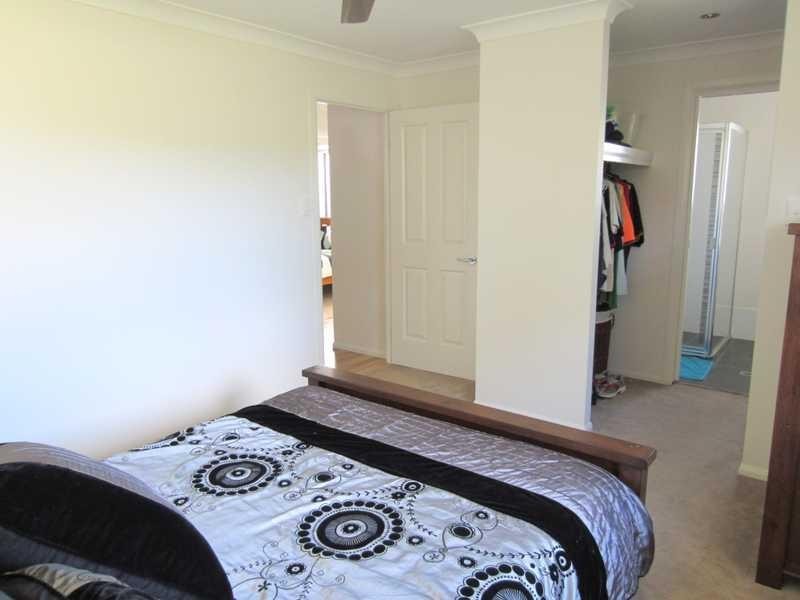 220 Yamba Rd, Yamba NSW 2464