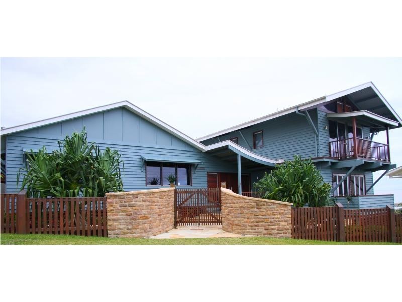 60 Clarence St, Yamba NSW 2464