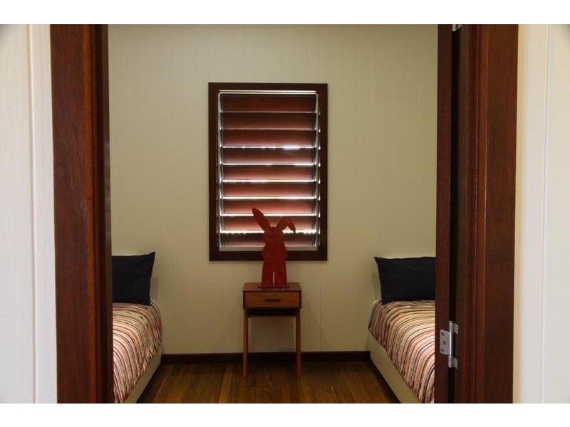 60 Clarence St, Yamba NSW 2464