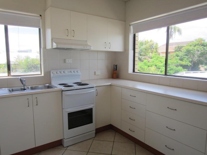 8/22 Clarence St, Yamba NSW 2464