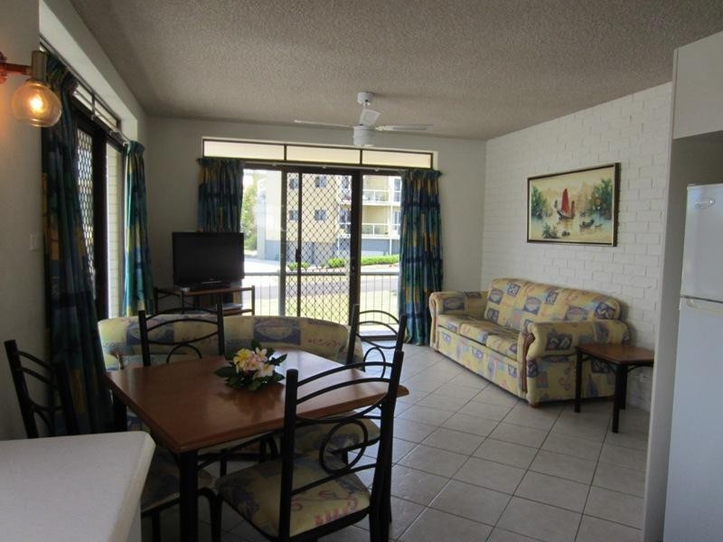 8/22 Clarence St, Yamba NSW 2464