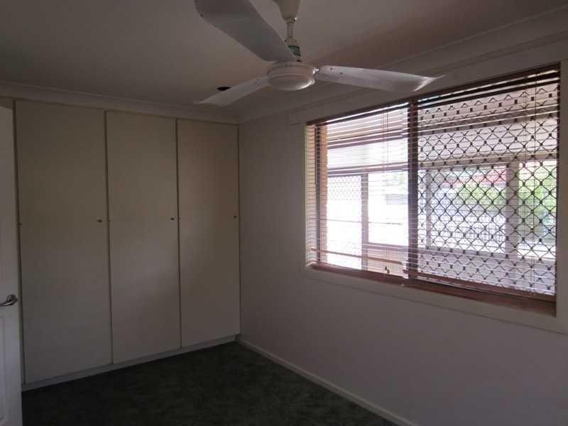4 Coonawarra Ct, Yamba NSW 2464