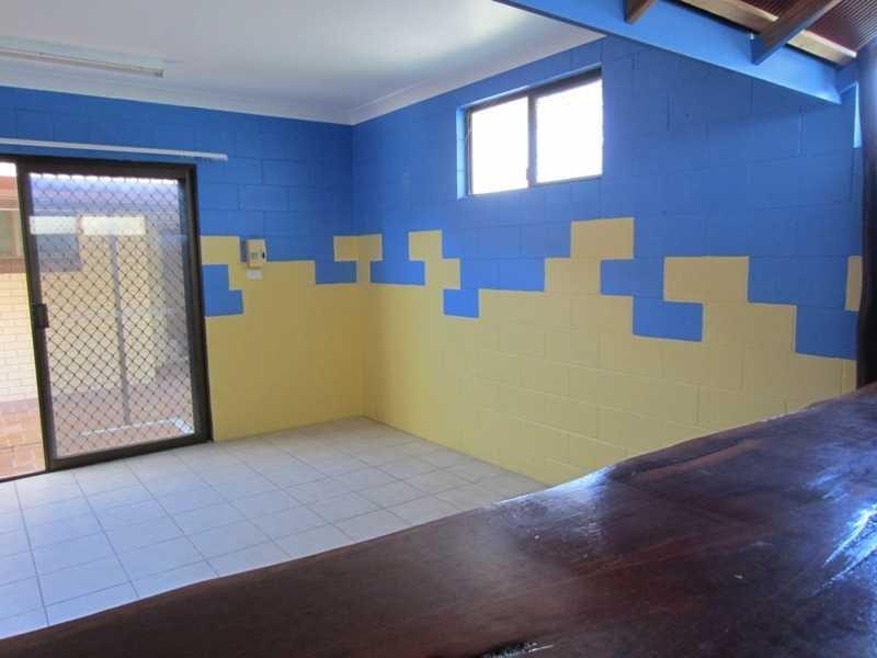 4 Coonawarra Ct, Yamba NSW 2464