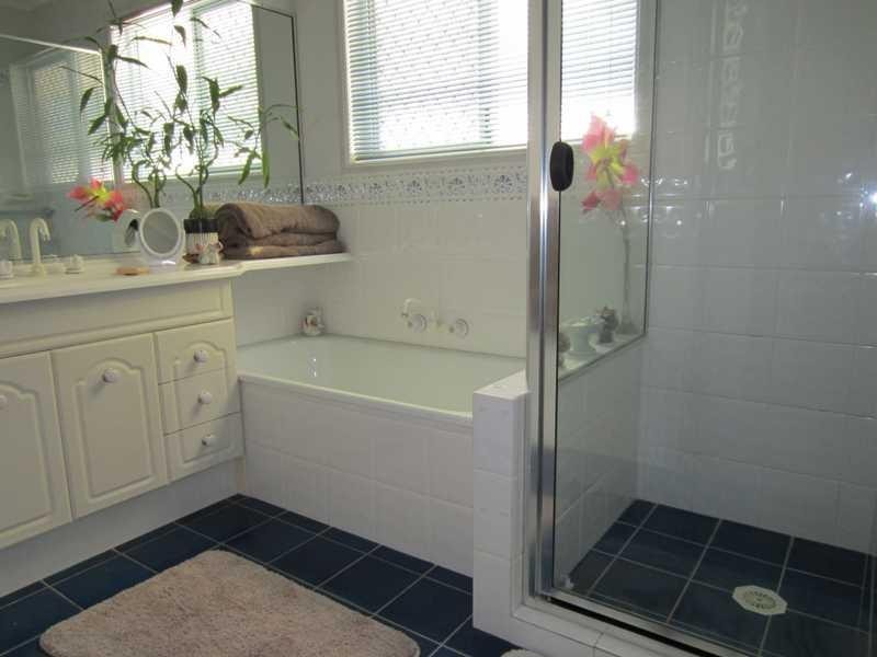 28 Treelands Dr, Yamba NSW 2464