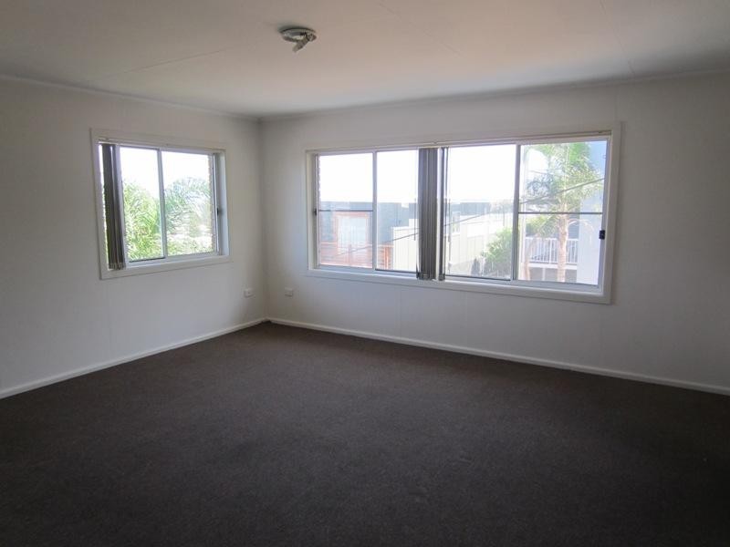 2/8 Convent Lane, Yamba NSW 2464