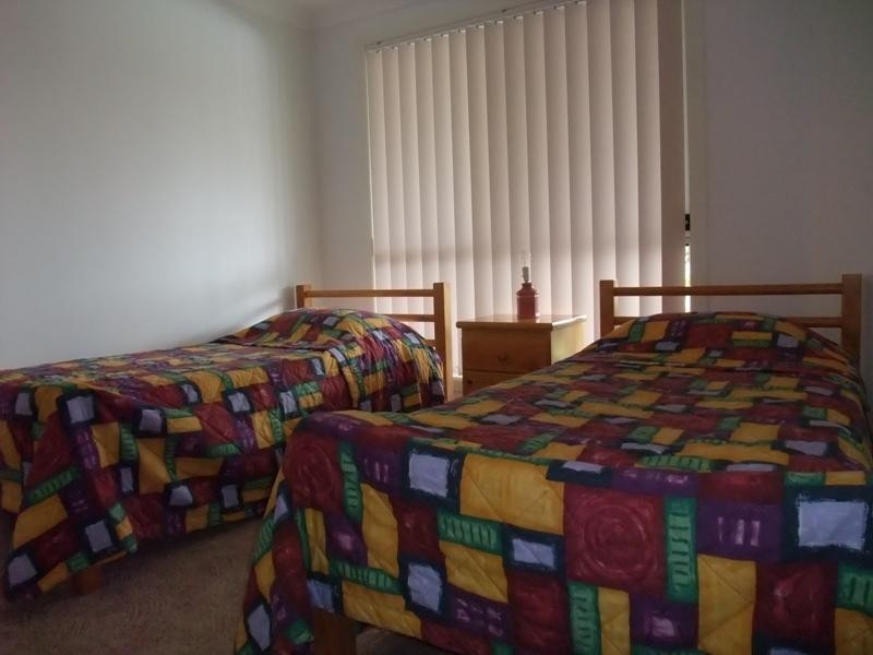 1/8 Nabilla Ct, Yamba NSW 2464