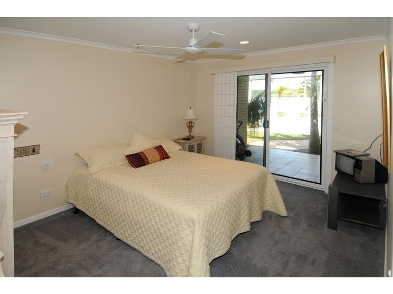 38 Palm Tce, Yamba NSW 2464