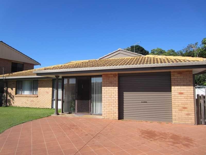 10 Susan St, Yamba NSW 2464