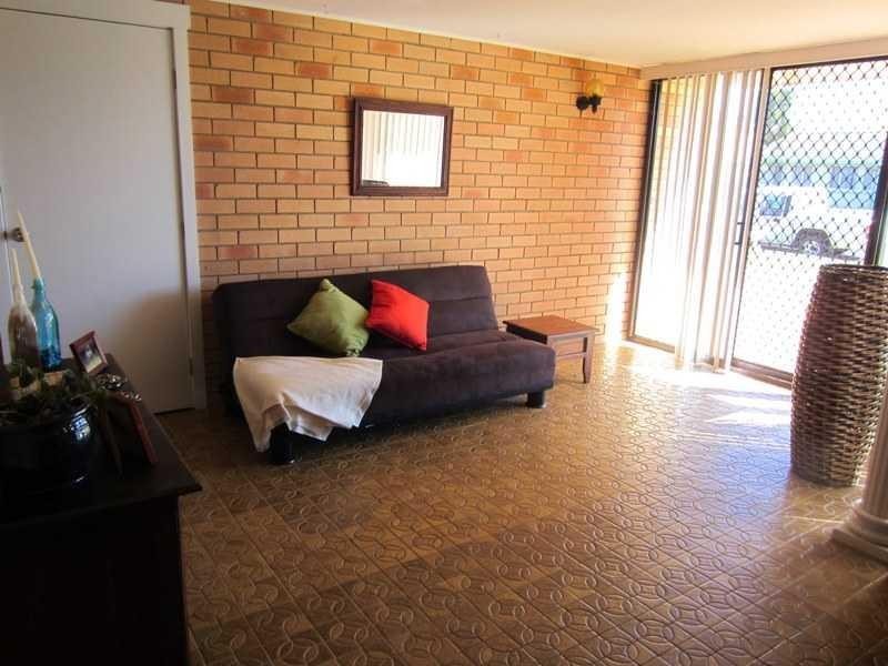 10 Susan St, Yamba NSW 2464