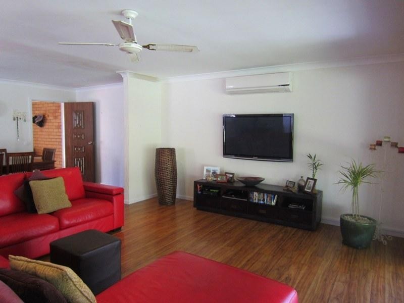 10 Susan St, Yamba NSW 2464