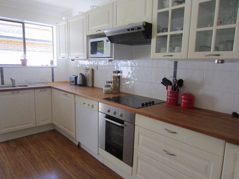 10 Susan St, Yamba NSW 2464