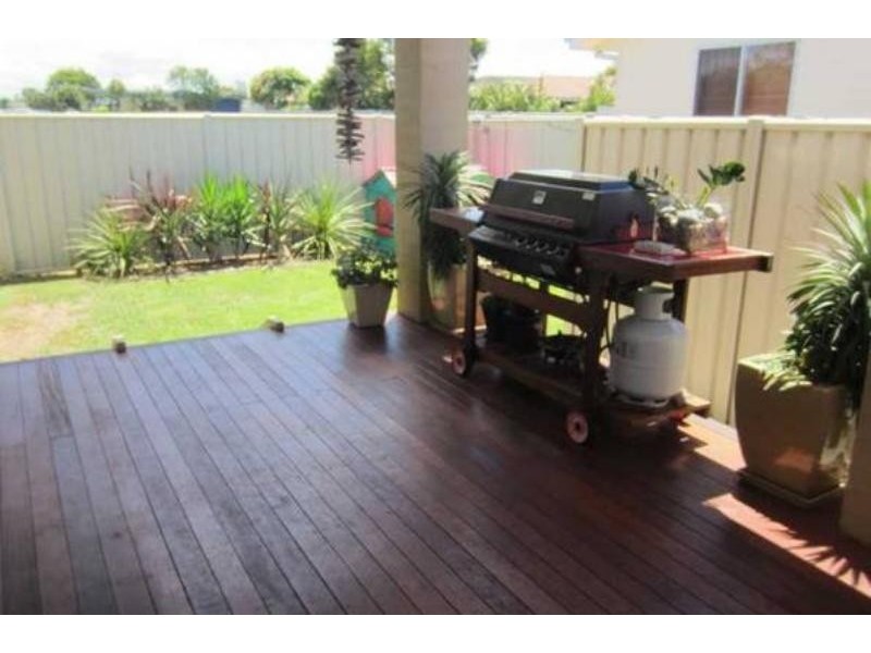 7/14 Wattle Dr, Yamba NSW 2464