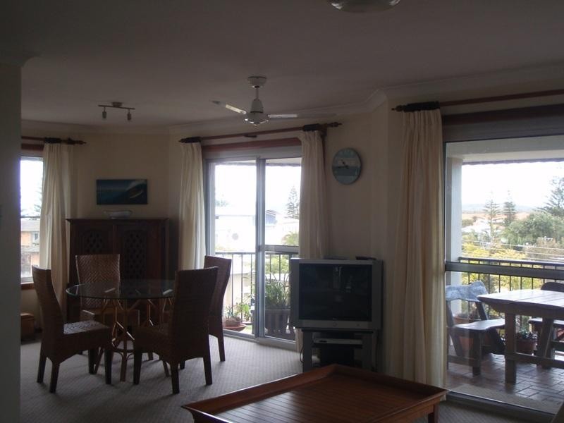 11/1 Pippi St, Yamba NSW 2464