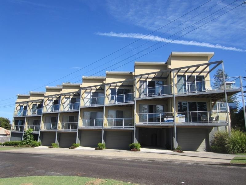6/21 Clarence St, Yamba NSW 2464