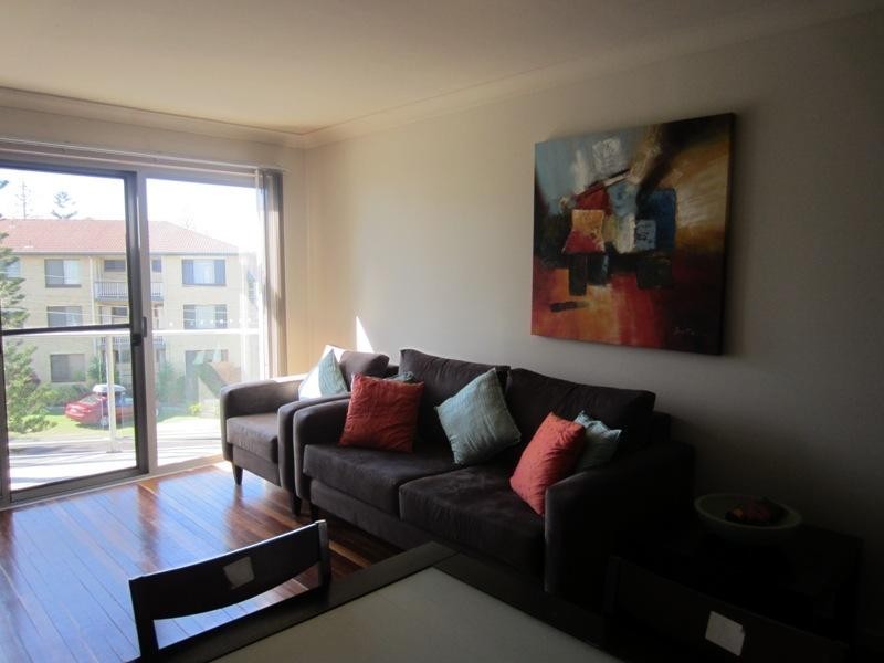 6/21 Clarence St, Yamba NSW 2464