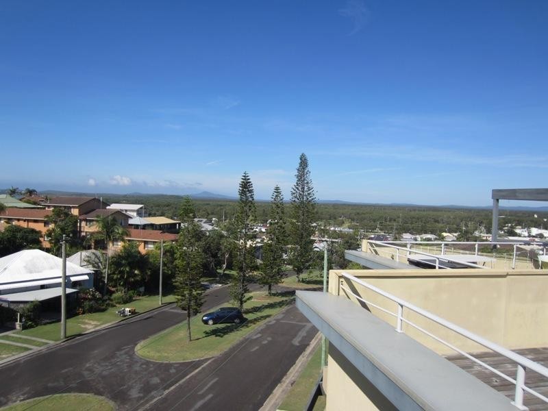 6/21 Clarence St, Yamba NSW 2464