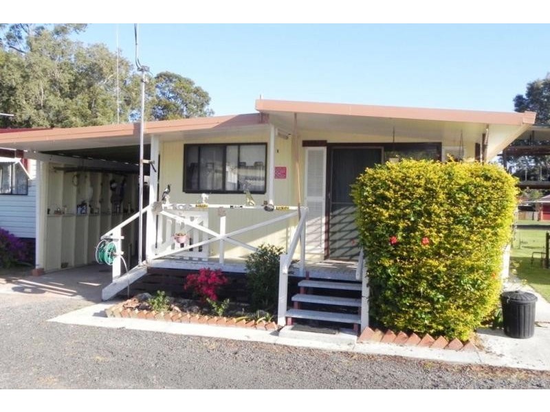 71/42 Marandowie Dr, Iluka NSW 2466