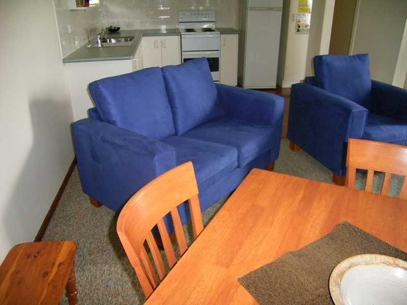 1/5 Pacific Pde, Yamba NSW 2464