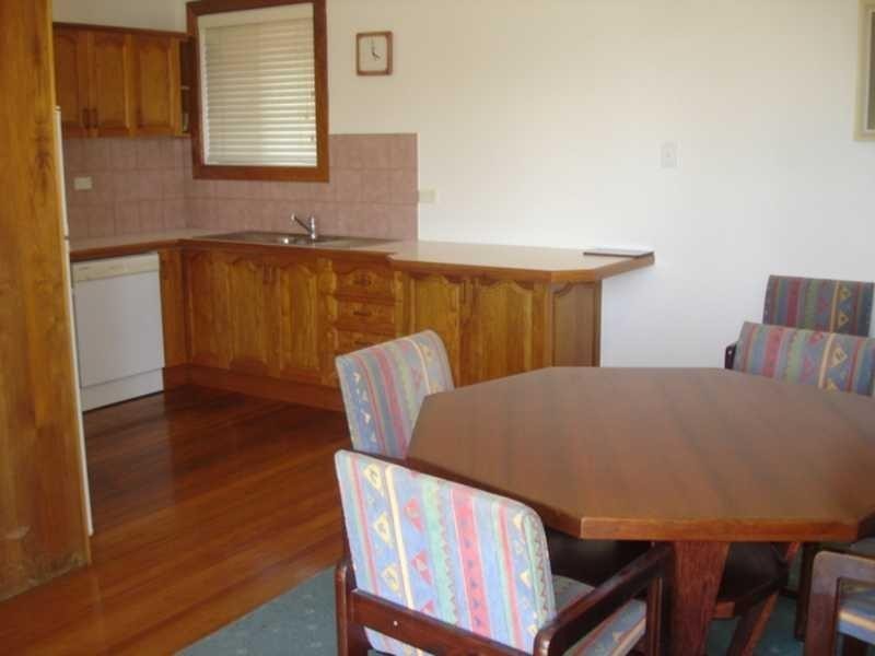 2/5 Pacific Pde, Yamba NSW 2464