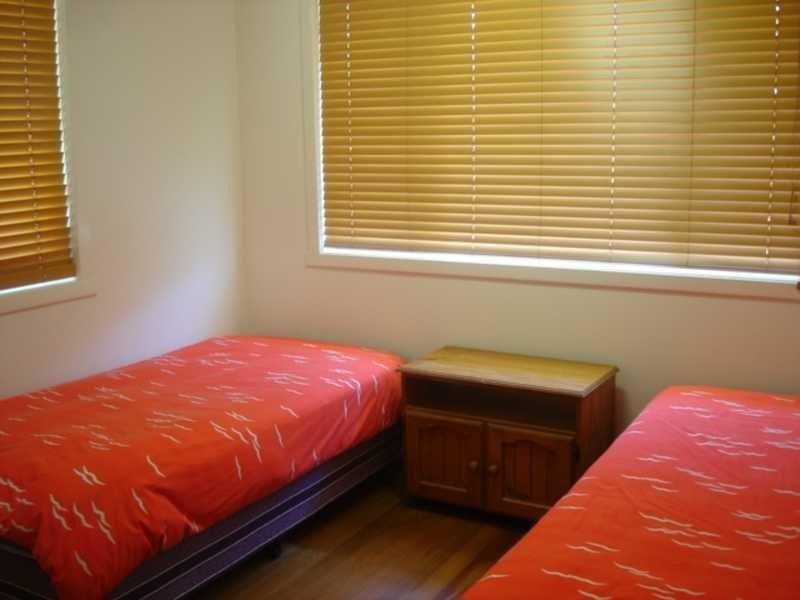 2/5 Pacific Pde, Yamba NSW 2464