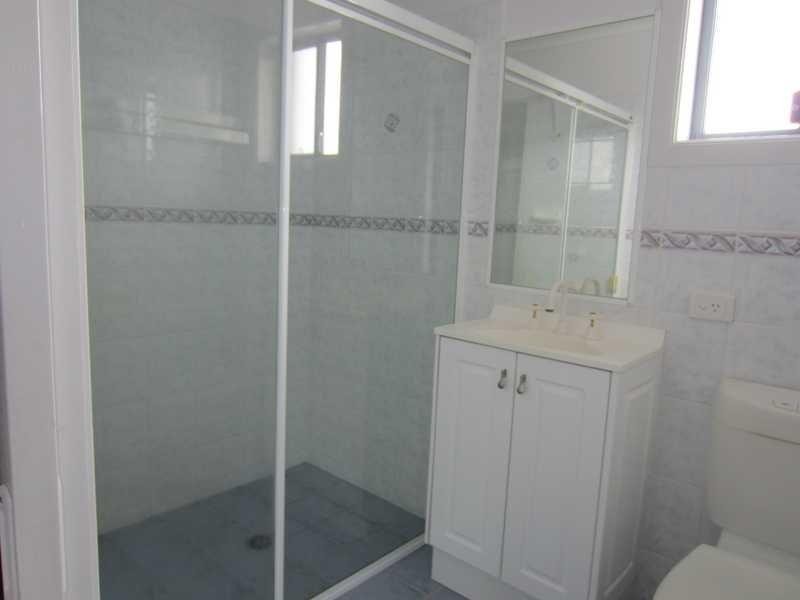 4/7 Edgewater  Cl, Yamba NSW 2464