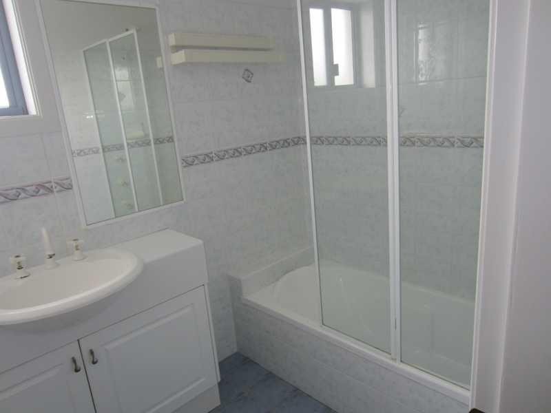 4/7 Edgewater  Cl, Yamba NSW 2464