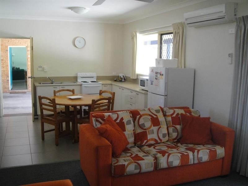 2 Yamba Rd, Yamba NSW 2464