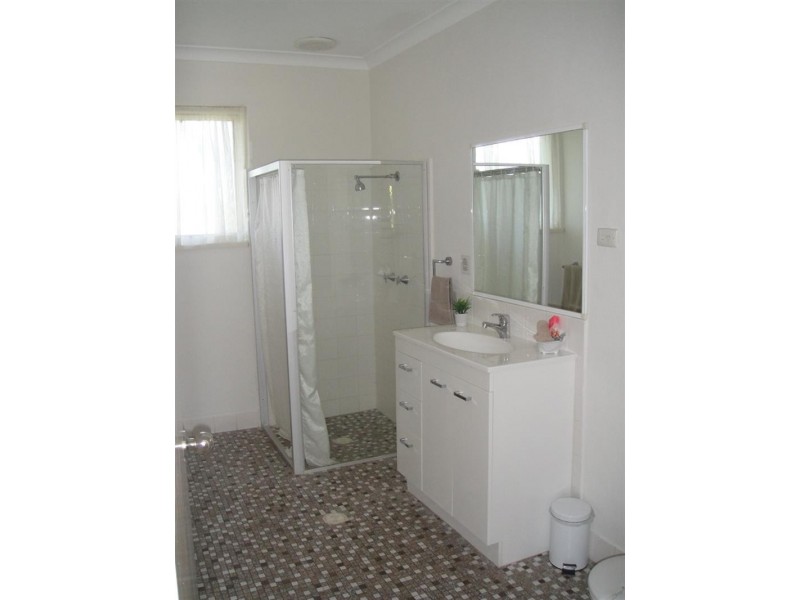 2 Yamba Rd, Yamba NSW 2464
