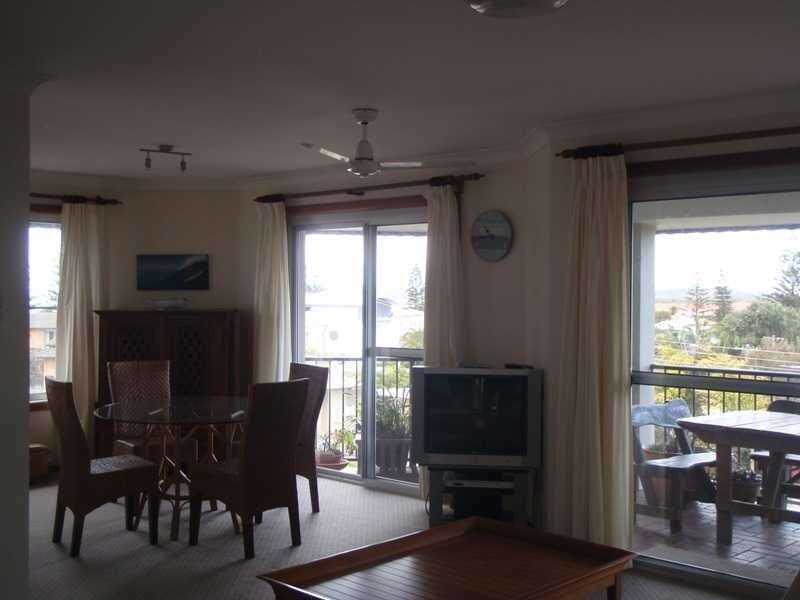 11/1 Pippi St, Yamba NSW 2464