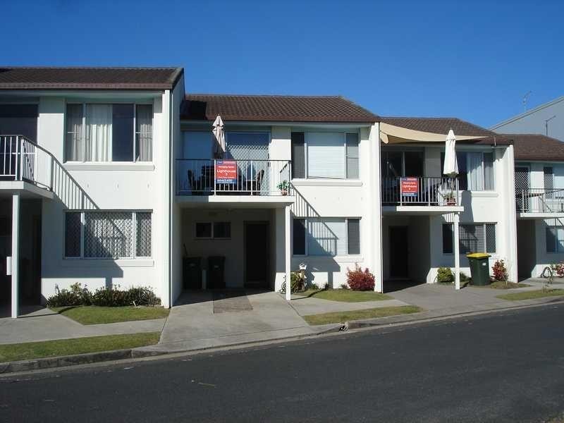 3/3 Pilot St, Yamba NSW 2464