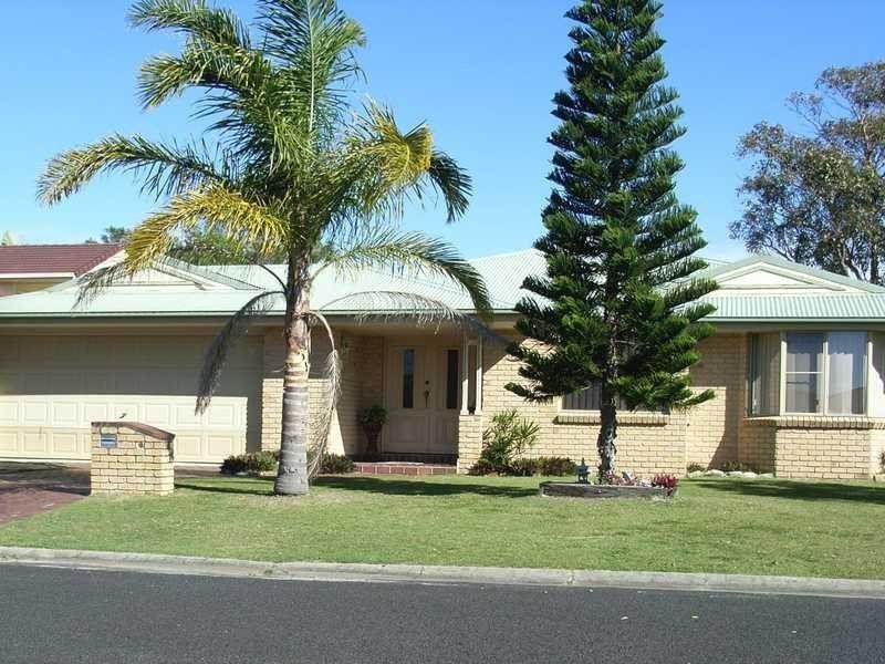 21 Mariner’s  Way, Yamba NSW 2464