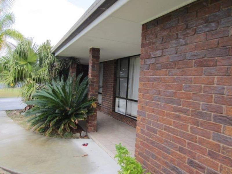 13 Acacia Cct, Yamba NSW 2464