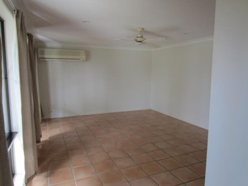 13 Acacia Cct, Yamba NSW 2464