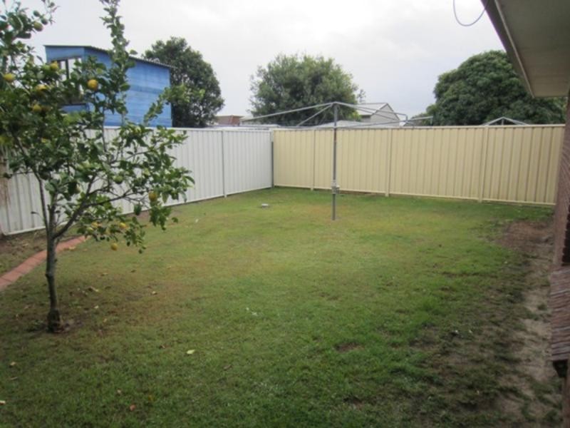 13 Acacia Cct, Yamba NSW 2464