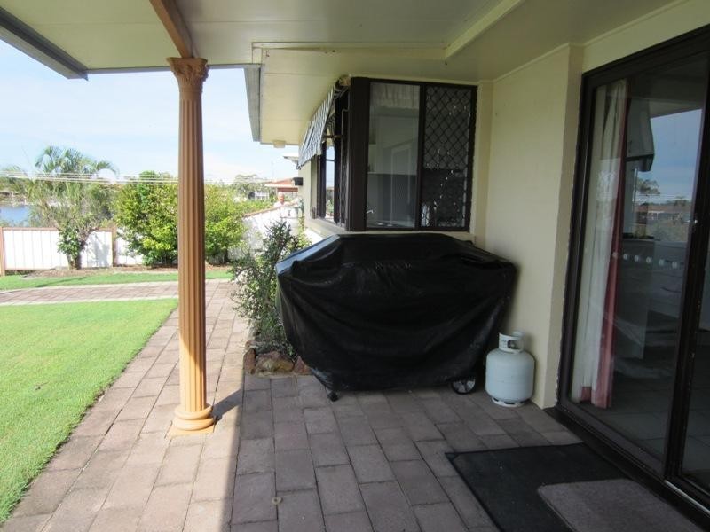 18 Acacia Cct, Yamba NSW 2464