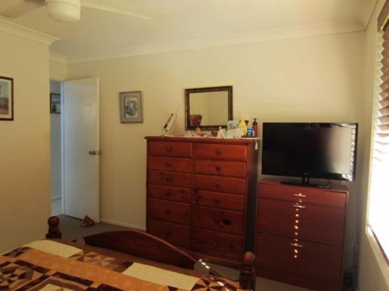 10 Osprey Dr, Yamba NSW 2464